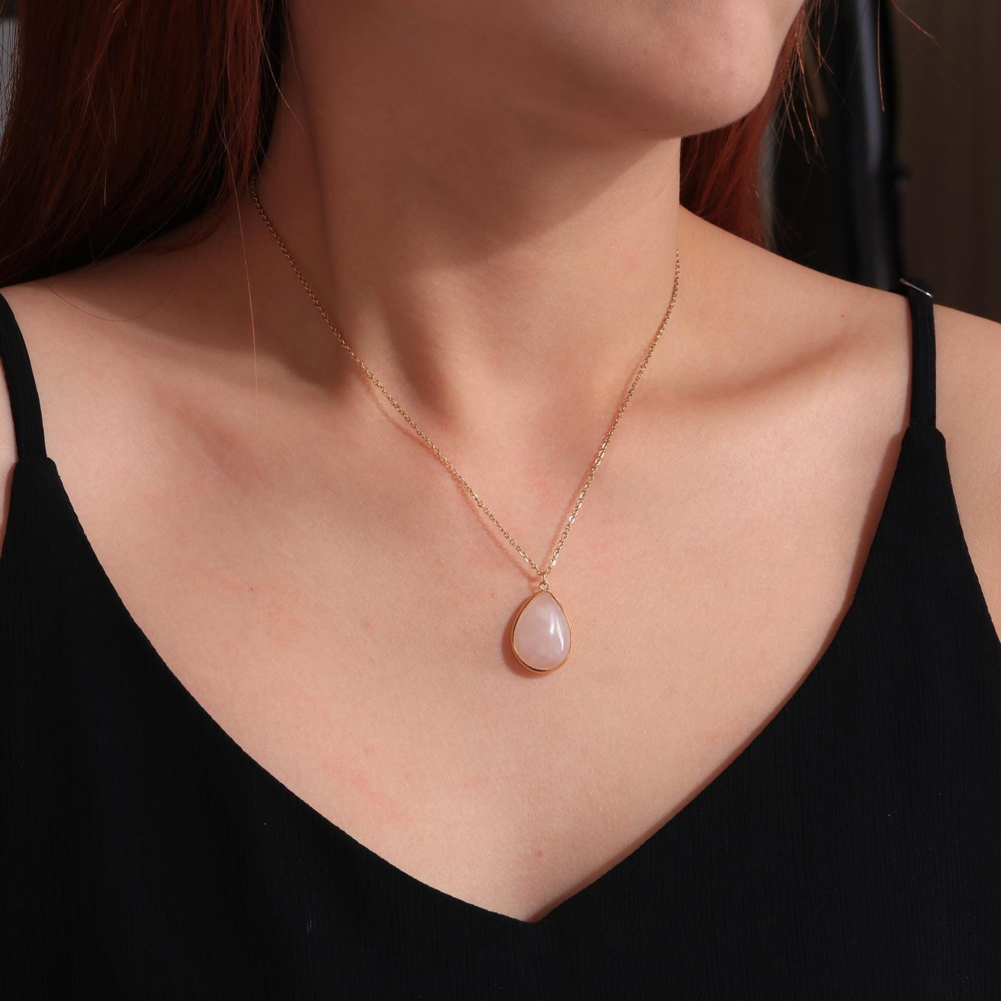 Rose Quartz Teardrop Necklace – 18k Gold Plated Healing Crystal Jewelry